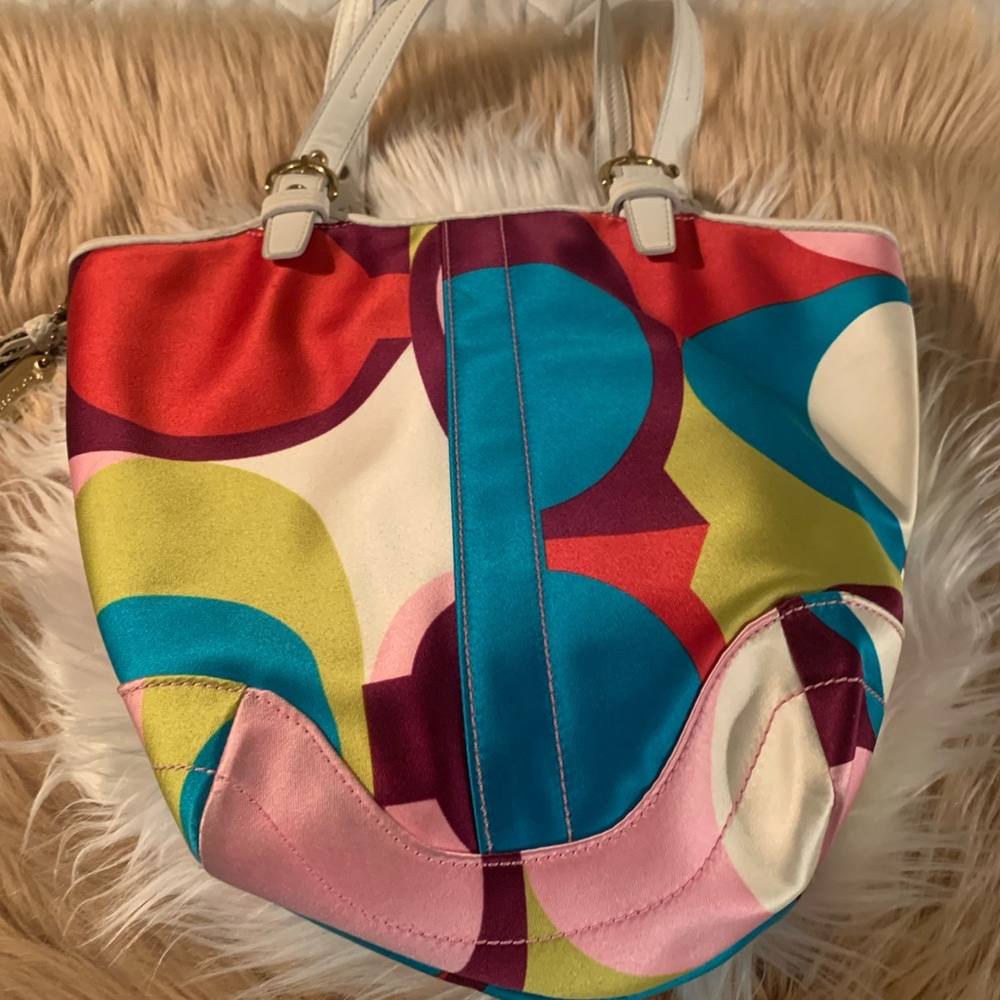 COACH RARE TOTE BAG.